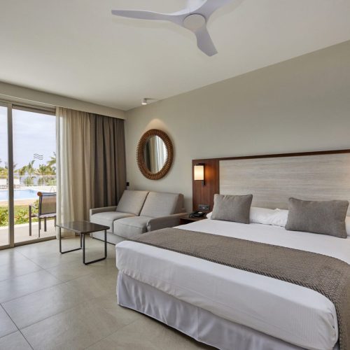 JBO_22_096-Superior-room-Garden-or-Pool-view-1920x1280