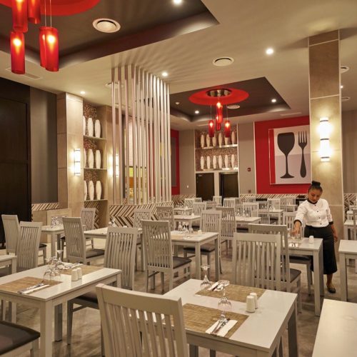 XCM_18_047 - Main restaurant