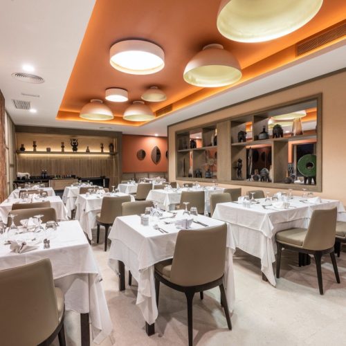 XZN_19_008 - Main restaurant